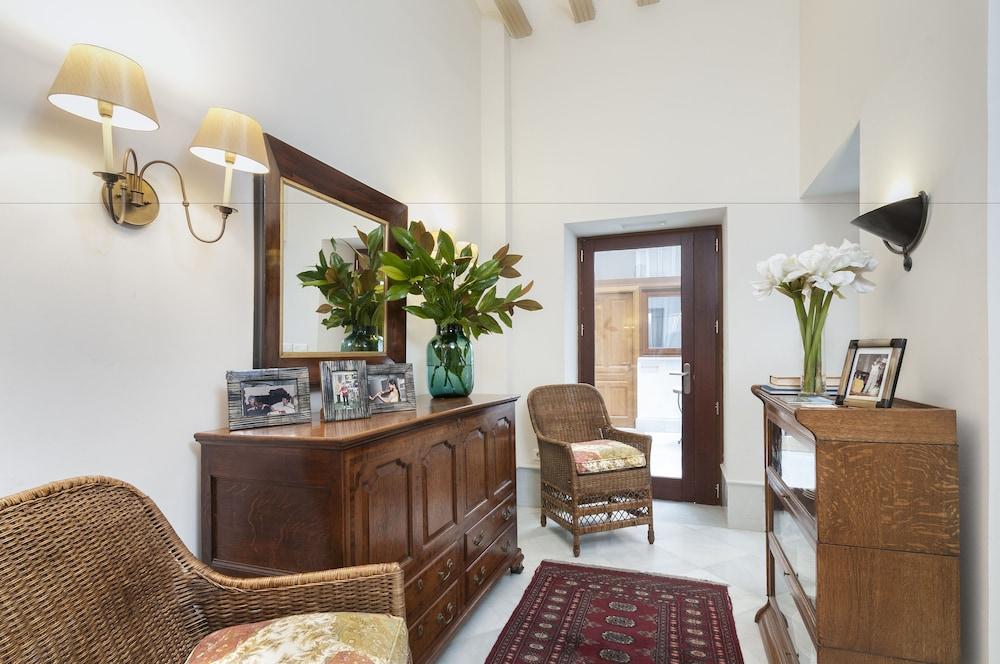 Amadeus Hotel Sevilla