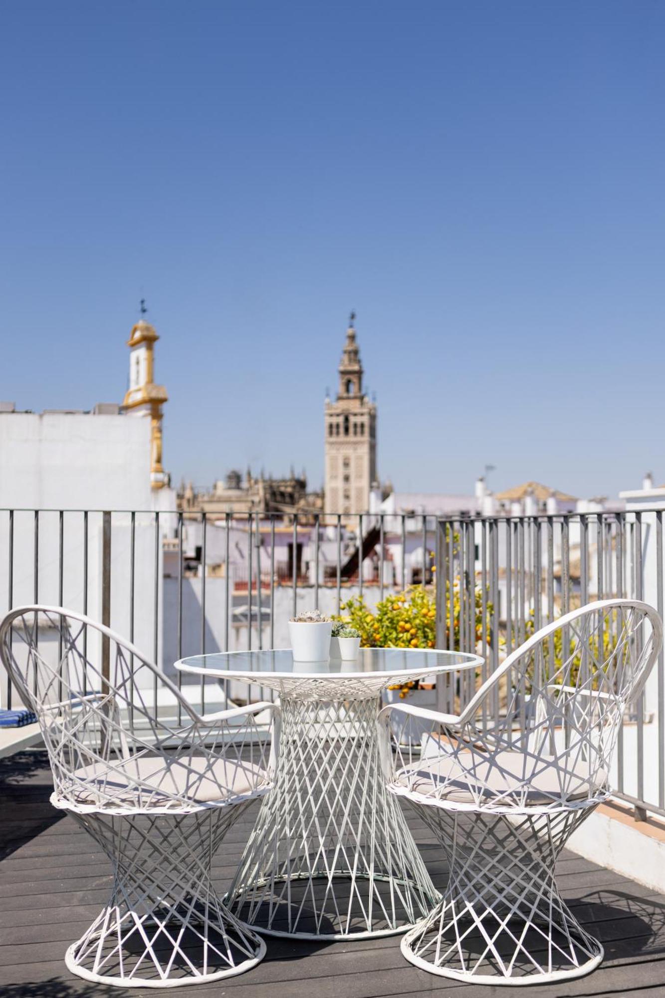 Amadeus 4* Sevilla